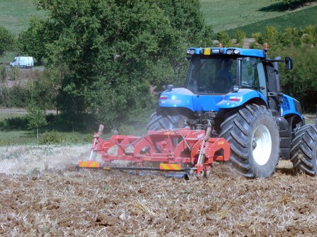 Ripuntatore con rulli a creste    
